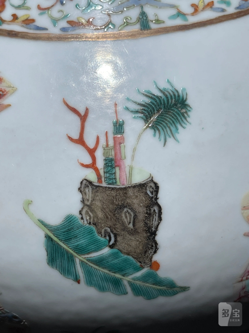 清晚期 粉彩博古纹瓶 - 图12
